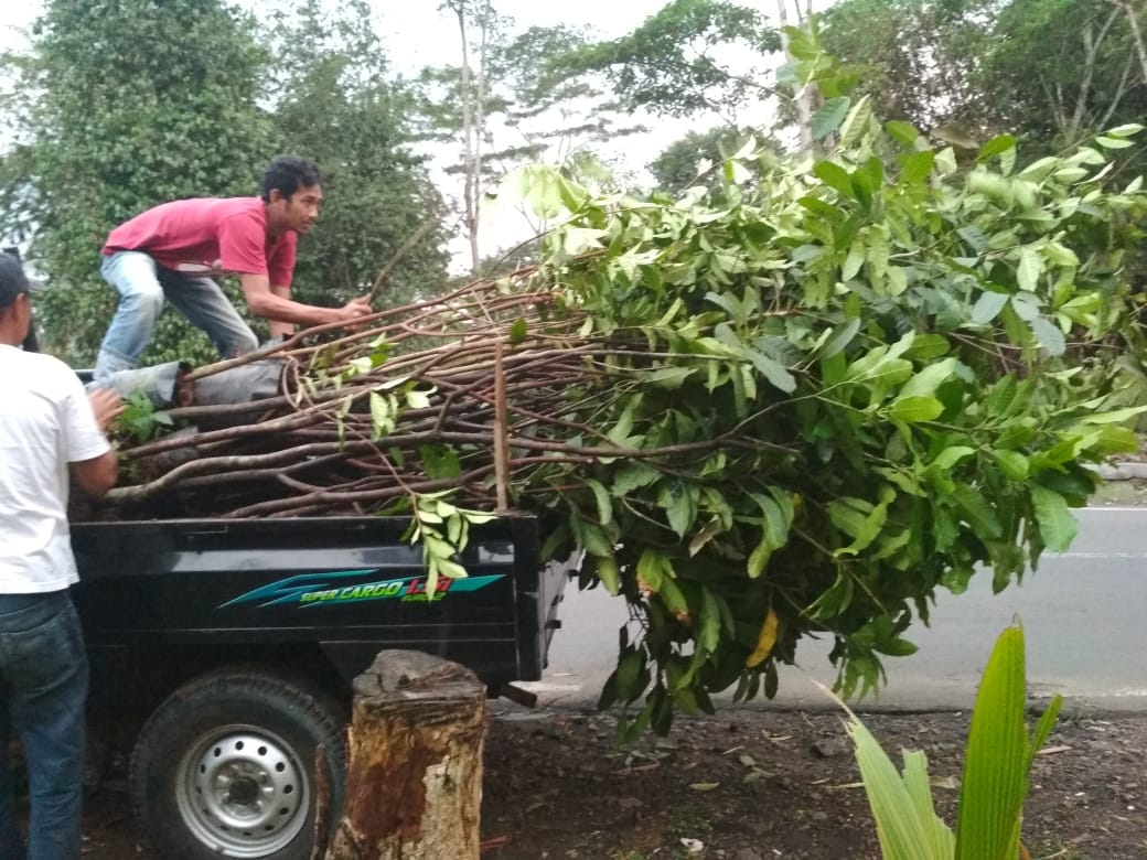 Persiapan kunjungan Gubernur ke lokasi Rutilahu di Sajira