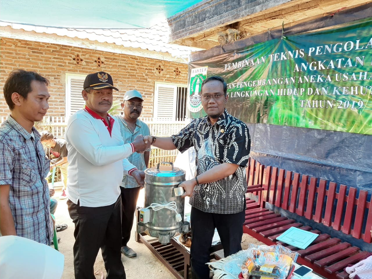 Kegiatan Pembinaan Teknis Jamur Tiram di Desa Cilaja Pandeglang