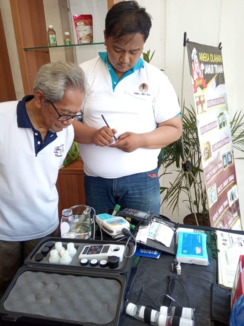 Pelayanan Pengujian Kualitas Air Minum dan Air Bersih Pengunjung oleh UPTD Labling DLHK Prov Banten