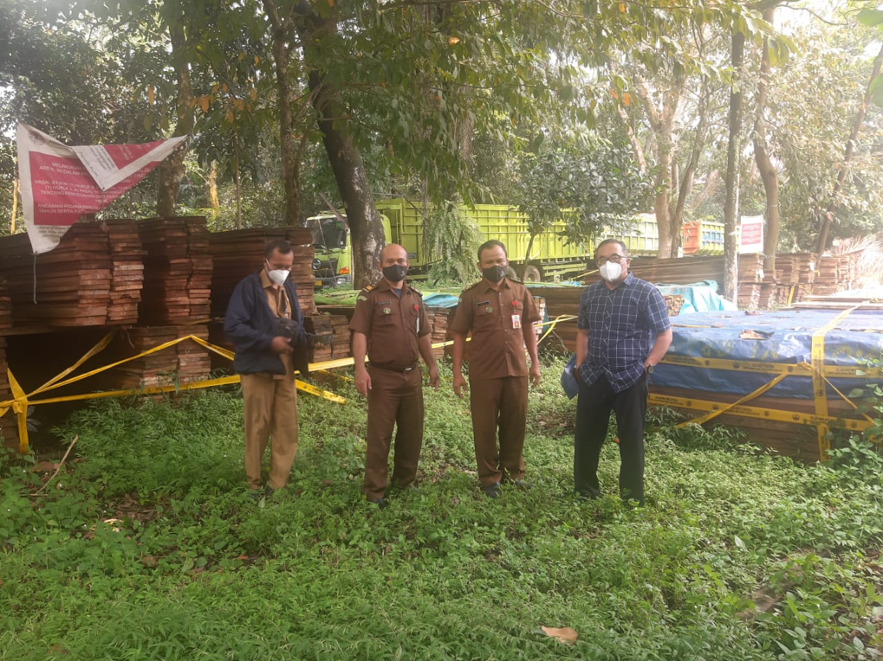 Penilaian Kualitas Fisik Barang Hasil Rampasan Kayu Olahan Dengan Tim Kejari Kota Tangerang