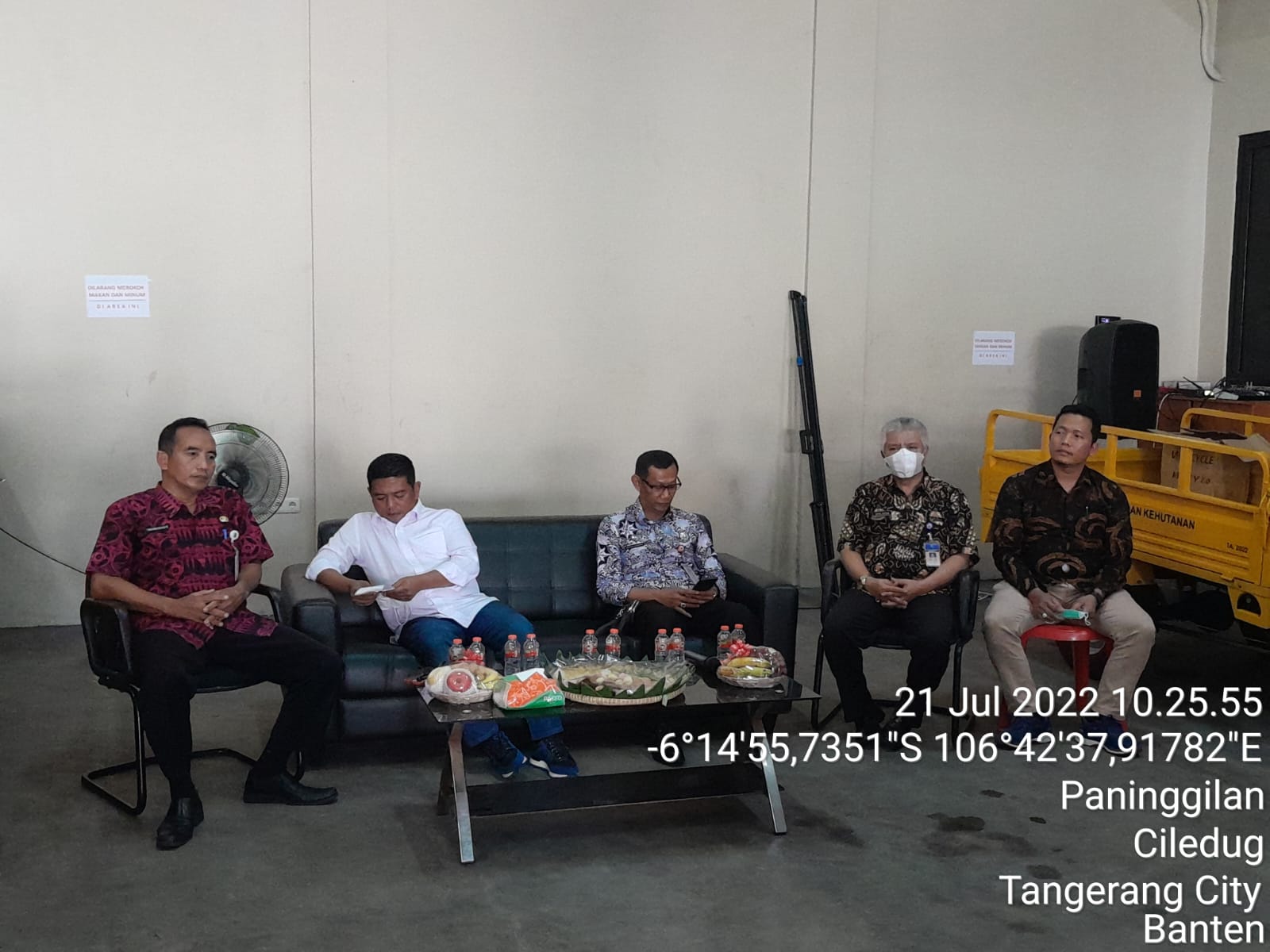 Penyerahan Kendaraan Roda 3 (Cator) Bersama Ketua DPRD Prov. Banten ke Bank Sampah di Kec. Ciledug dan Kec. Larangan