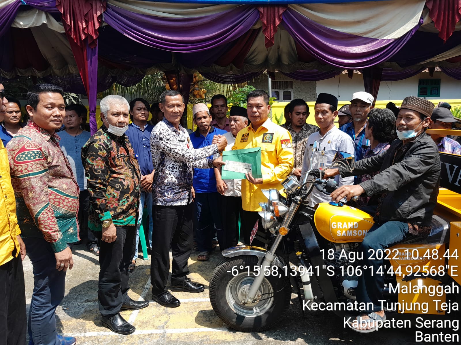 Penyerahan Kendaraan Roda 3 Ke Bank Sampah Gemilang Bersama Wakil Ketua DPRD Prov Banten