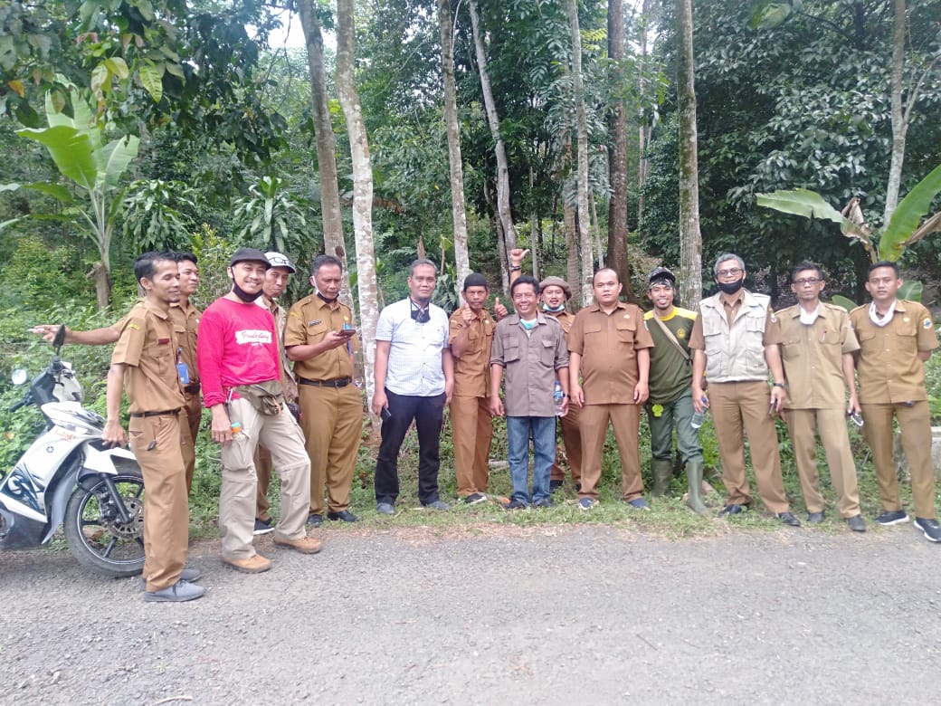 Peninjauan Lapangan Untuk Izin Pinjam Pakai Kawasan Hutan Relokasi SD Dan SMP Lebak Gedong Kab. Lebak