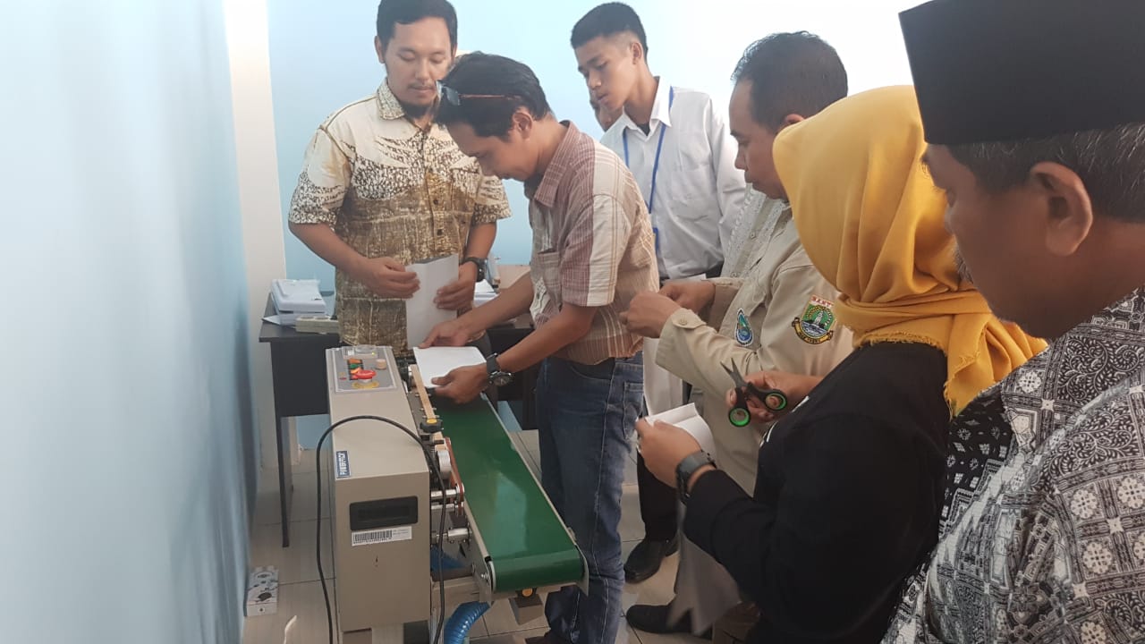 Pembinaan Teknis Pengemasan Produk Dalam Kegiatan Pengembangan Aneka Usaha Dan Promosi Kehutanan